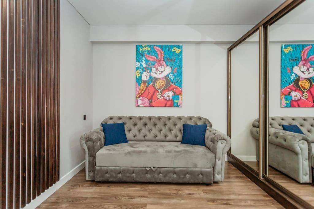 Rich Bunny Appartement Chişinǎu Buitenkant foto
